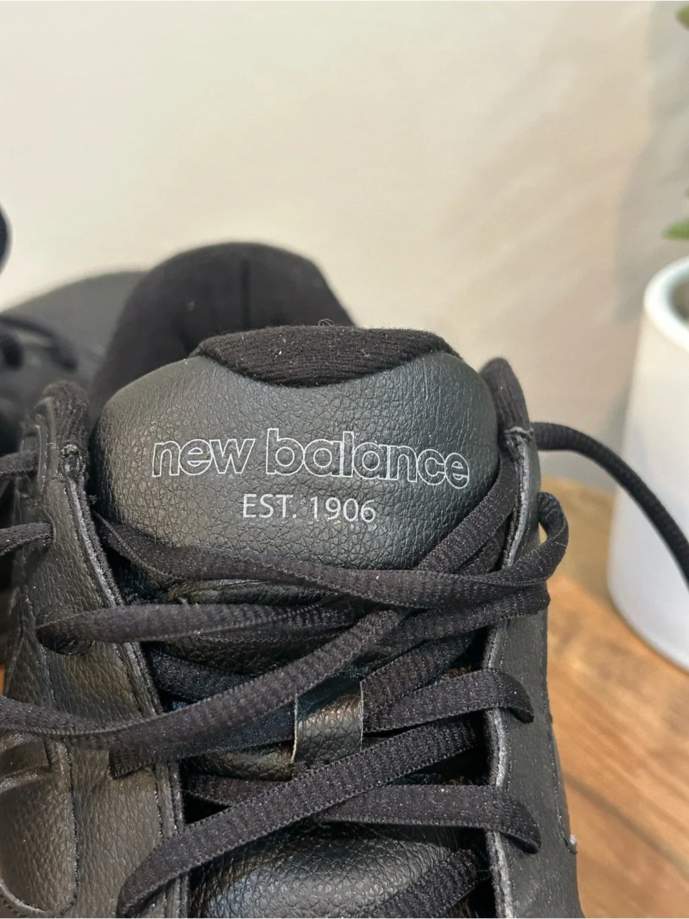 New Balance MW928BK3 928v3 Black Walking Shoes Men’s 11 2E Wide Leather